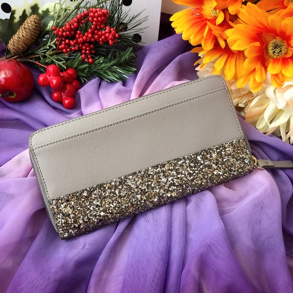 ๐NWT Kate Spade Greta Court Neda Glitter Wallet - Picture 2 of 8